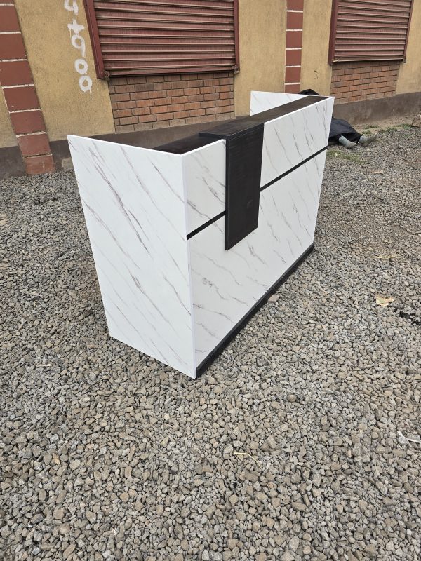 1.6M Office Reception Desk - Image 4