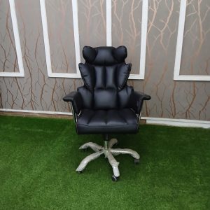 eames office seat, 3-door filing cabinet, clerical office seat, 1-way office workstatiion, secretarial office seat, catalina office seeat, 5-seater waiting sofa, 1.4m receptioon office desk, 2-door filing cabinet