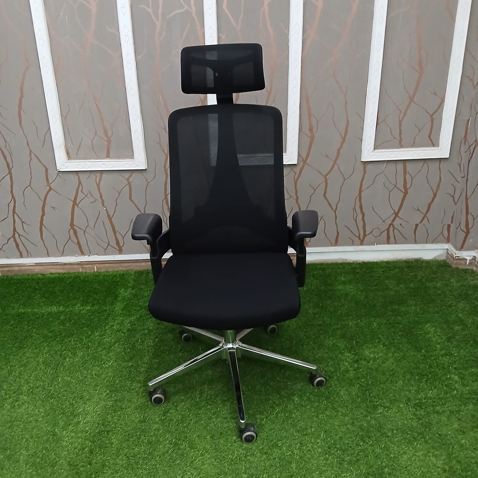 Orthopedic office seat with ergonomic back and lumbar support for comfortable office use in Nairobi Kenya