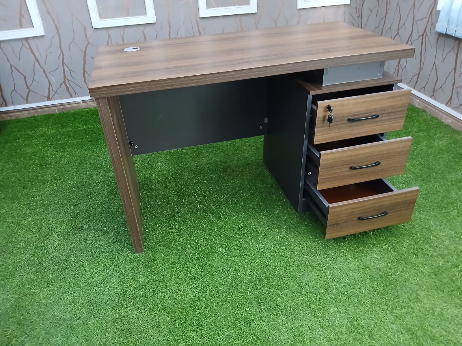 1.4m advanced office desk with spacious workspace and storage for modern offices in Nairobi Kenya