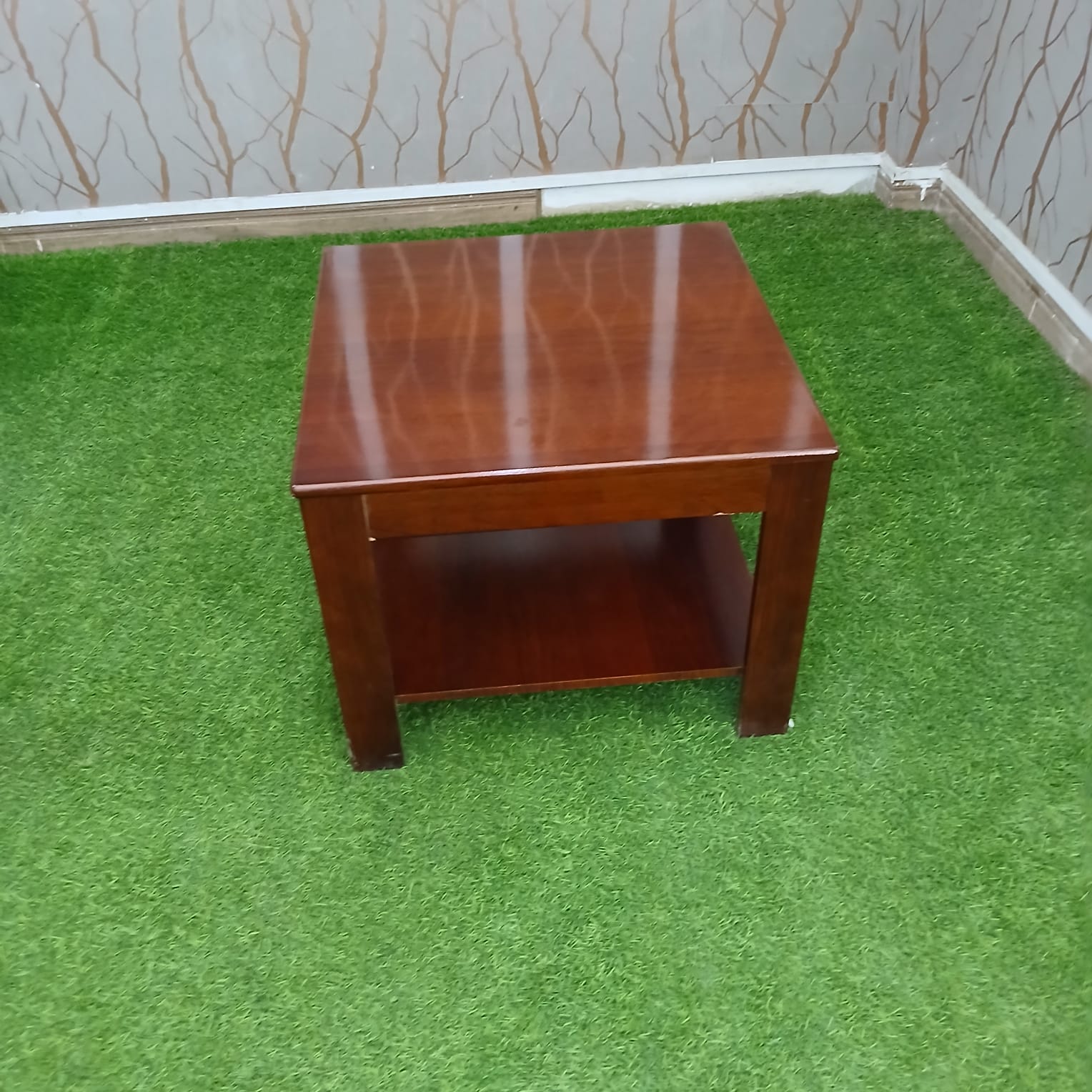 0.9m coffee table with modern design for office reception and waiting areas in Nairobi Kenya