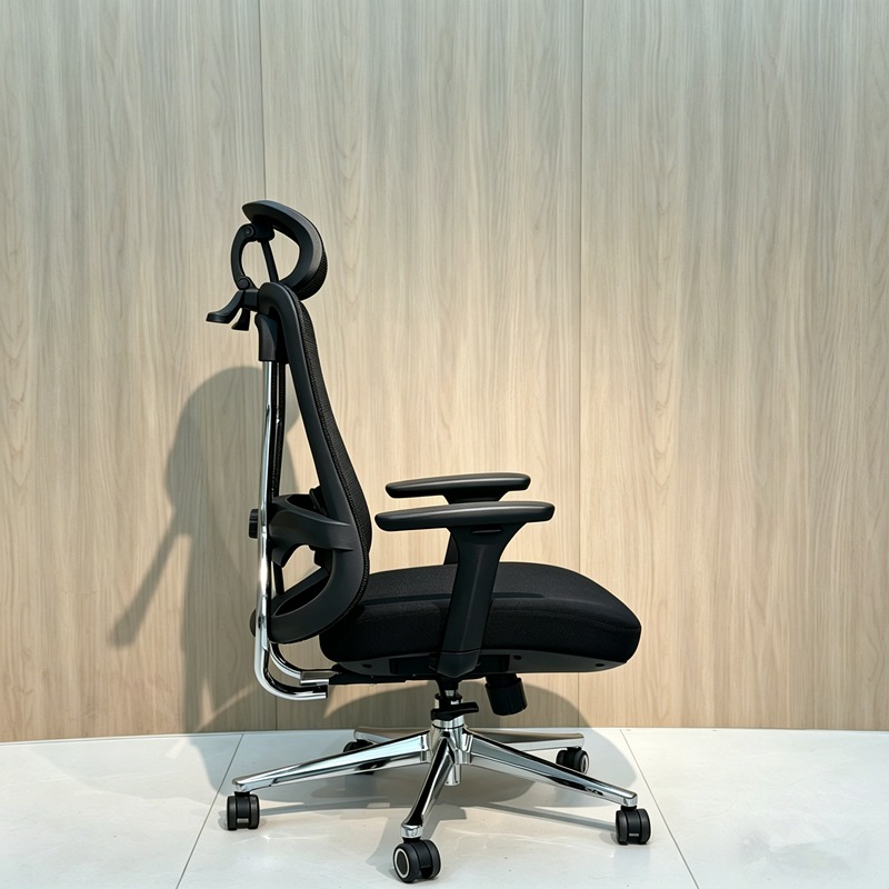 Orthopedic office seat with ergonomic back support and adjustable height for comfortable office use in Nairobi, Kenya.
