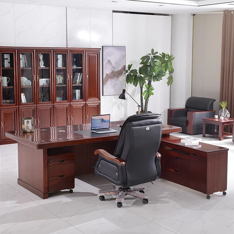 Spacious and Professional 2M Executive Office Desk in Nairobi, Kenya