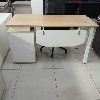 1.4M Advanced Office Desk in Nairobi, Kenya